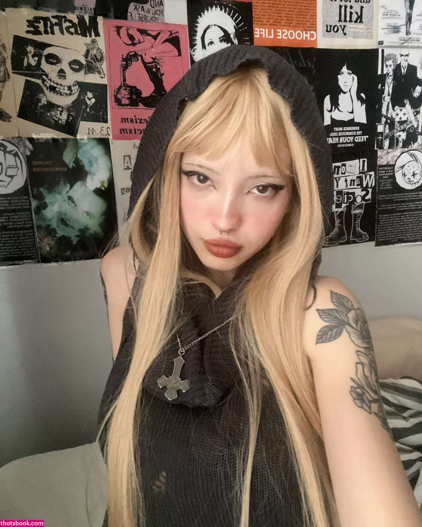 Sybilvanex Photo #11