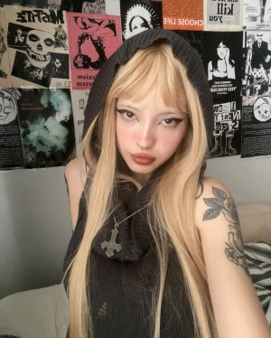 Sybilvanex Photo #11