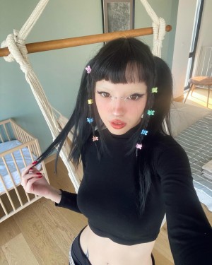 Sybilvanex Photo #18