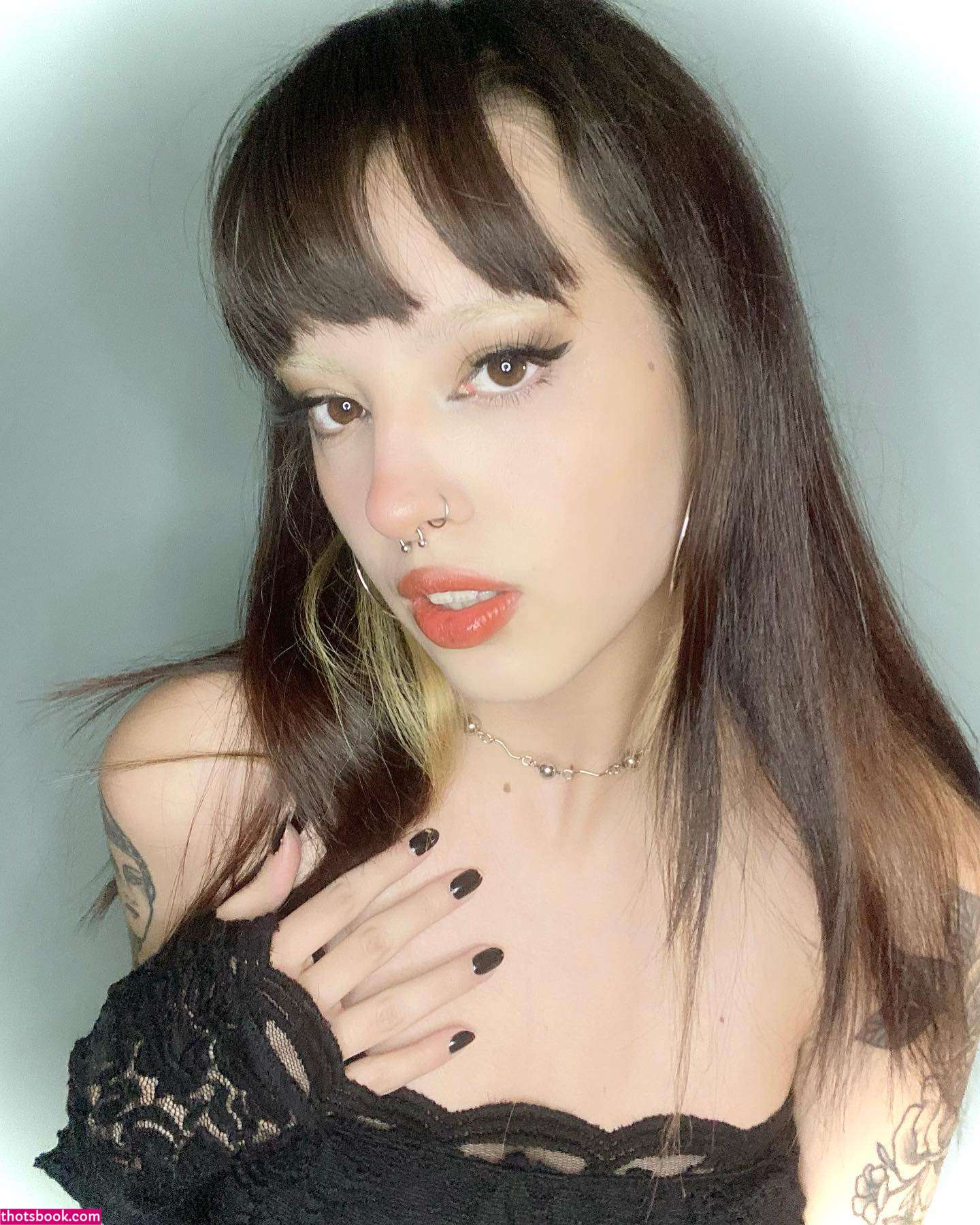 Sybilvanex Photo #32