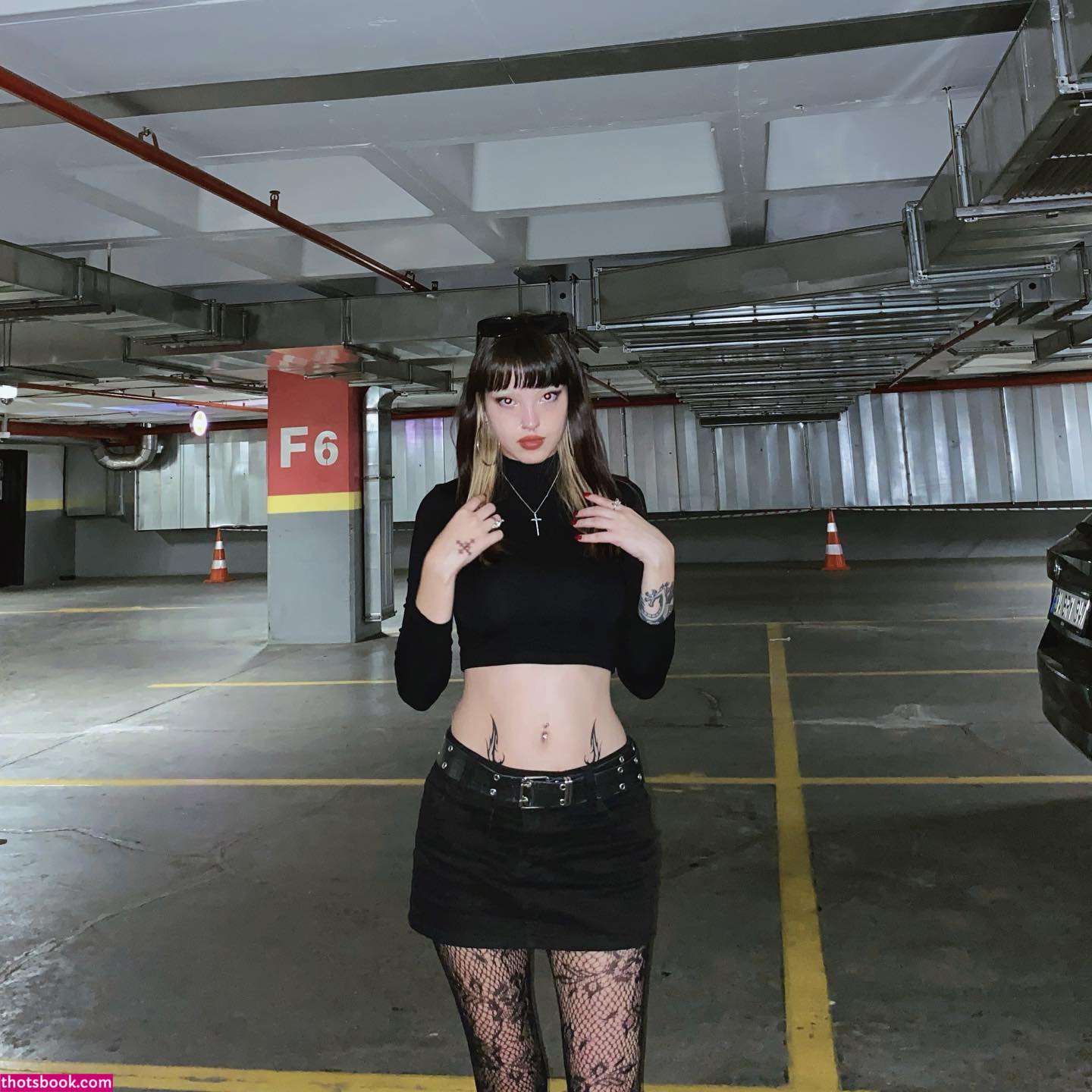 Sybilvanex Photo #37