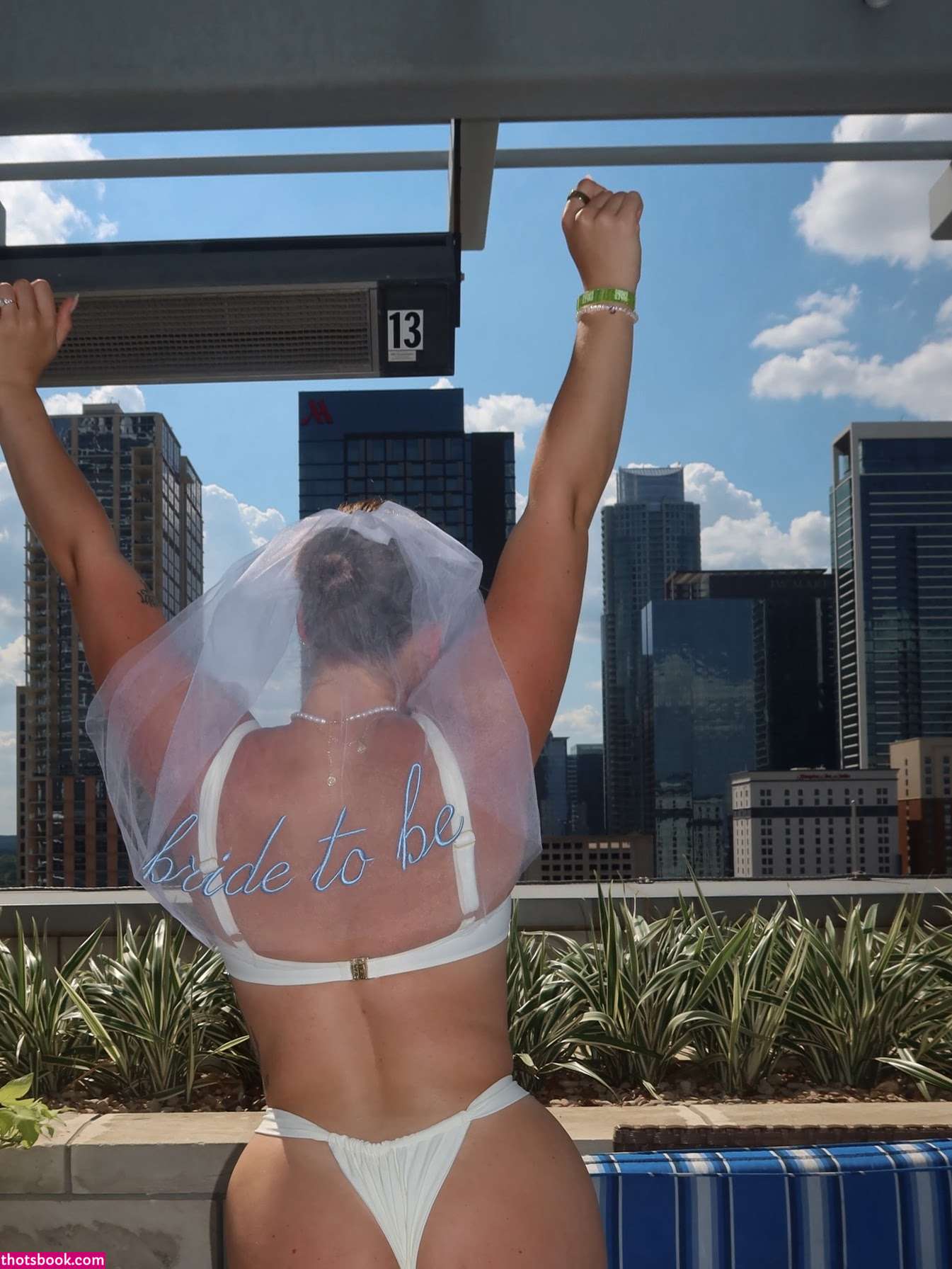 Esther Burden Photo #10