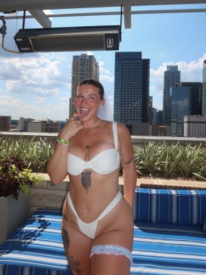 Esther Burden Photo #12