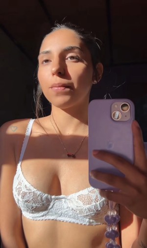 Brisa Carmona Photo #5