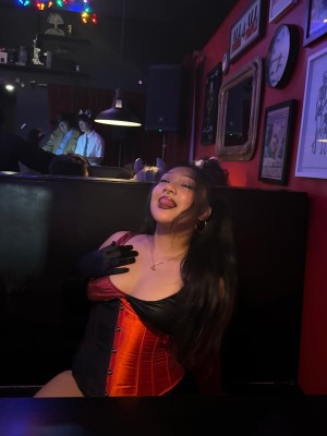 nvrcissistic Photo #19