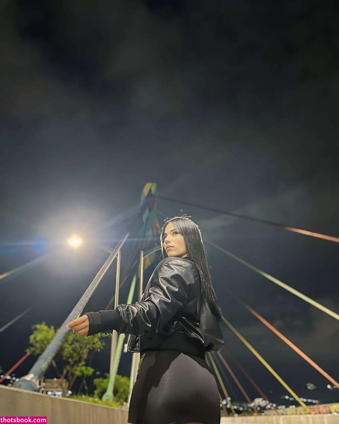 Sam Lewins Photo #21