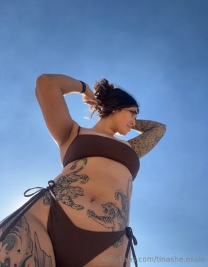 Tinashe Essie Photo #6