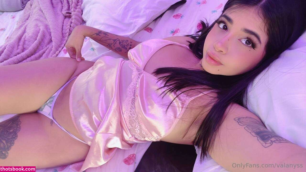 Valanyss Photo #19