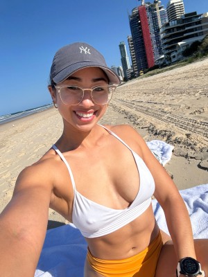 Sarah Schwarz Photo #17