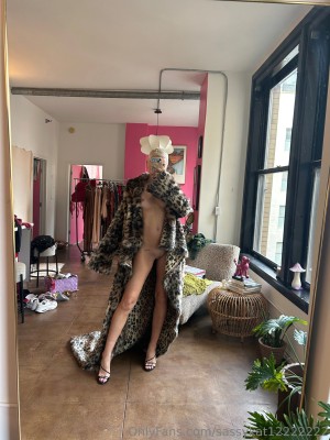 Sarah Temperilli Photo #3