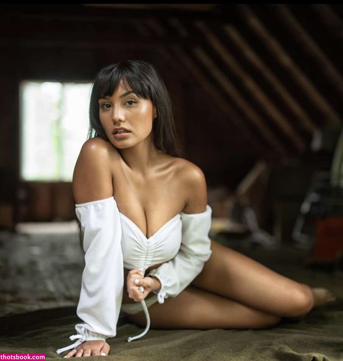 Shina Novalinga Photo #1