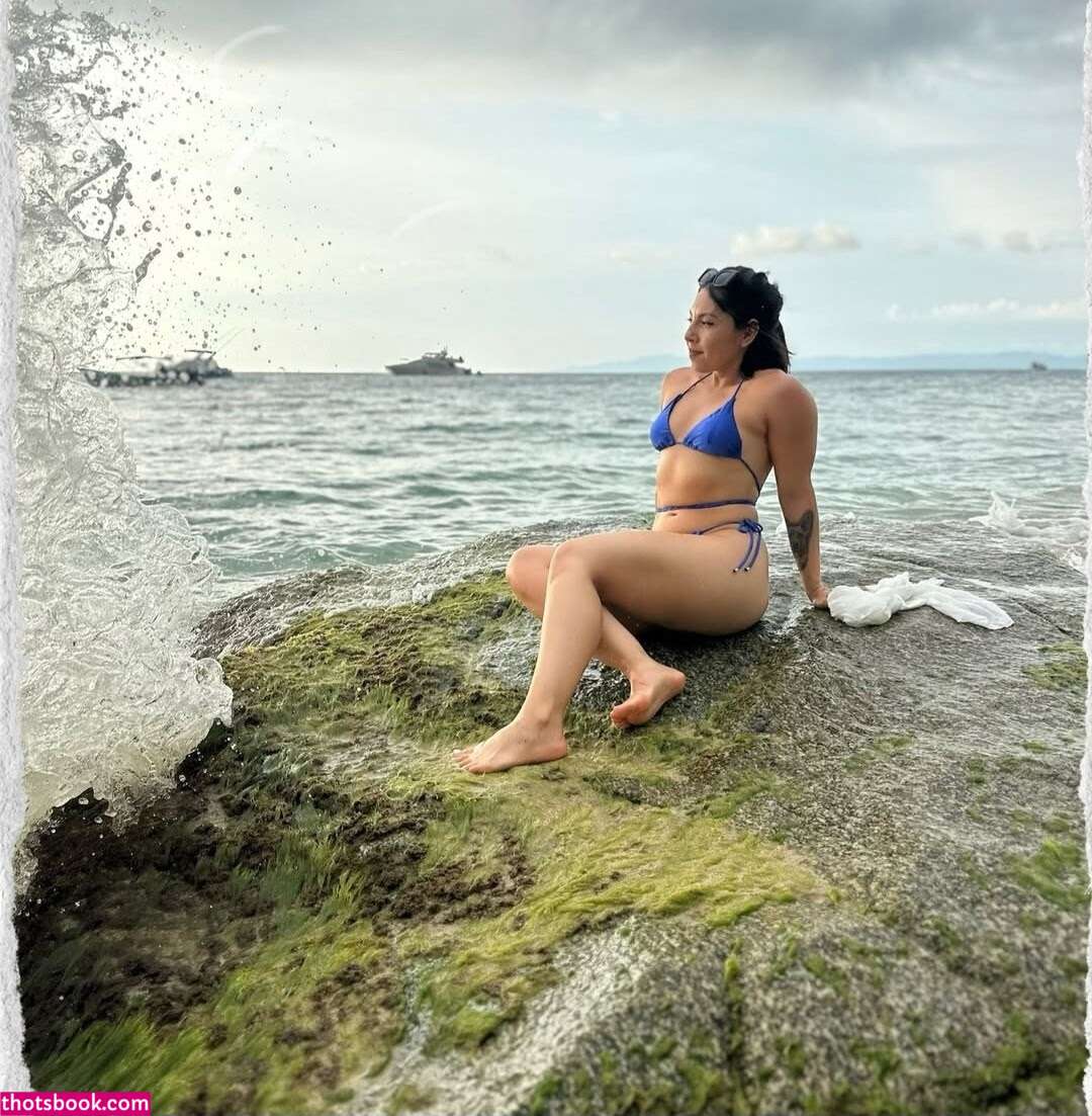 Vivian Saldana Photo #35