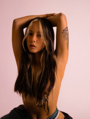 Ale Acosta Photo #19