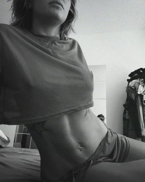 Ella Dvornik Photo #7