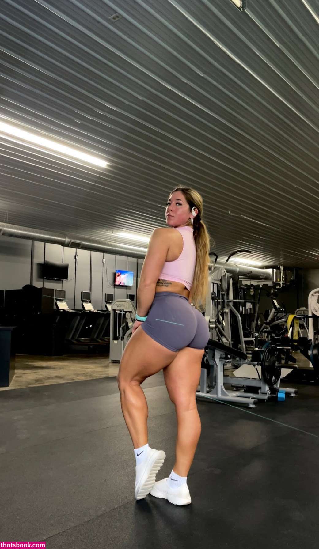 Kaitlinn Kfit Photo #2