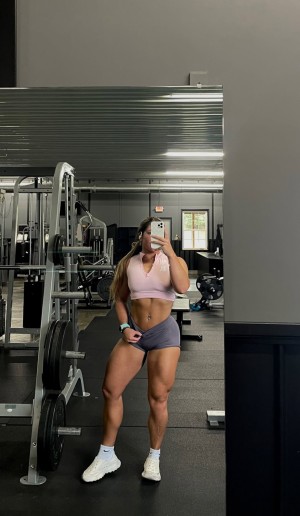 Kaitlinn Kfit Photo #1