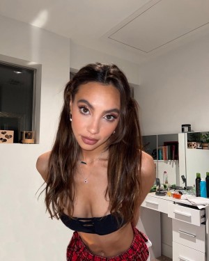 Juana Nino Photo #16