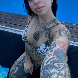 kyraquinzel Photo #8