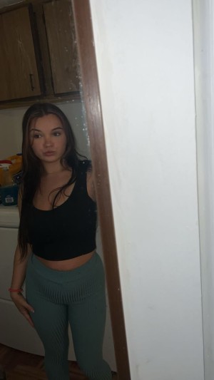 Llexistonee Photo #33