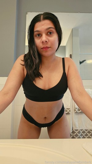 Malayaliafterdark Photo #13