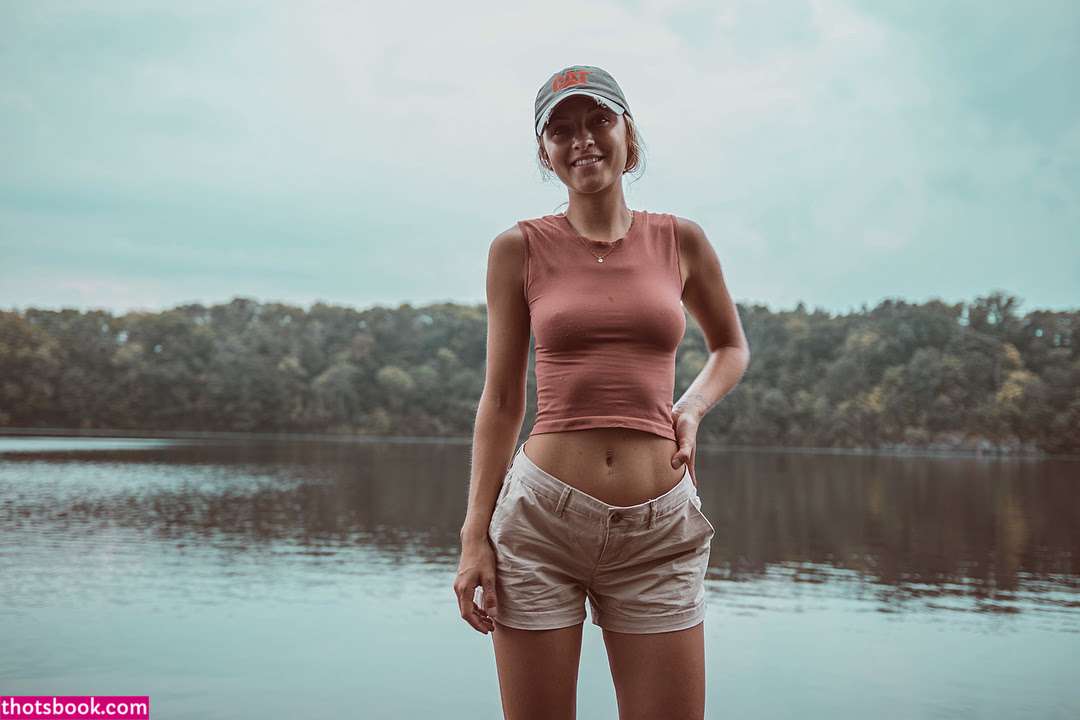 Stella Light Photo #11