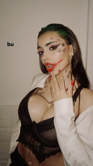 hanniimohamedd Photo #20