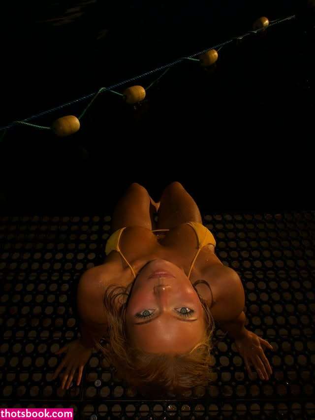 heleneelises Photo #9