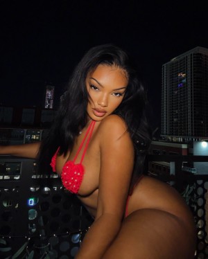 jazwiththevibes Photo #8