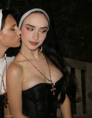 Julia Roman Photo #1