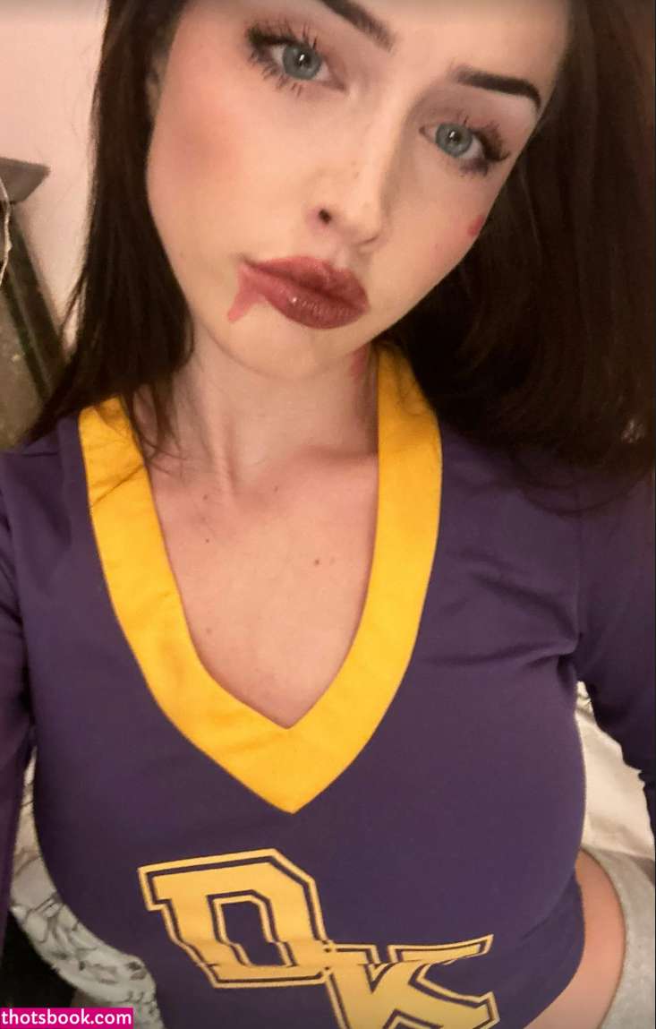 Julia Roman Photo #14