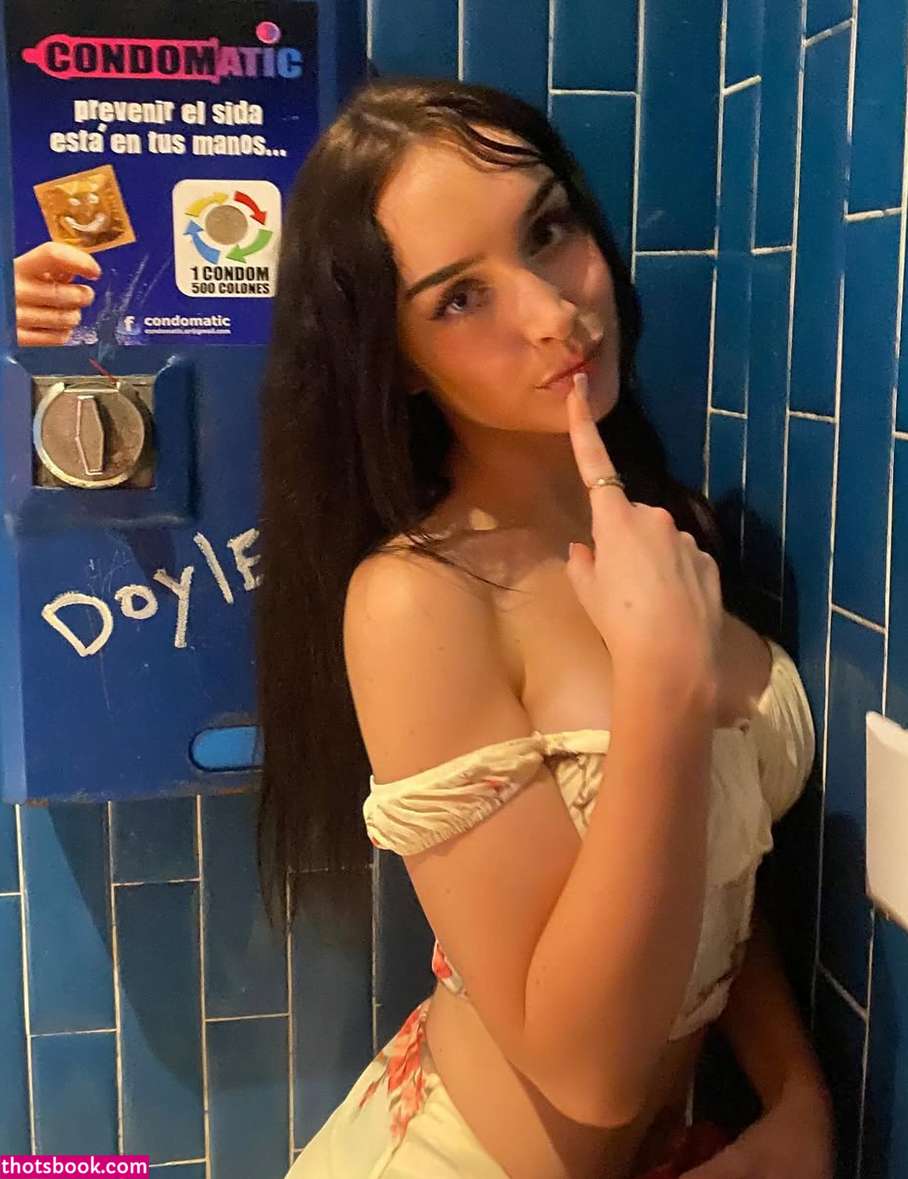 Julia Roman Photo #23