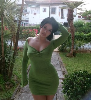 Lara Braile Photo #13