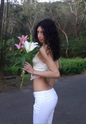 deanapourian Photo #16