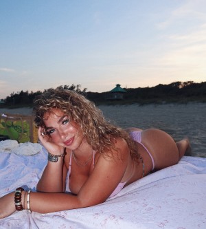 Gina Adams Photo #23