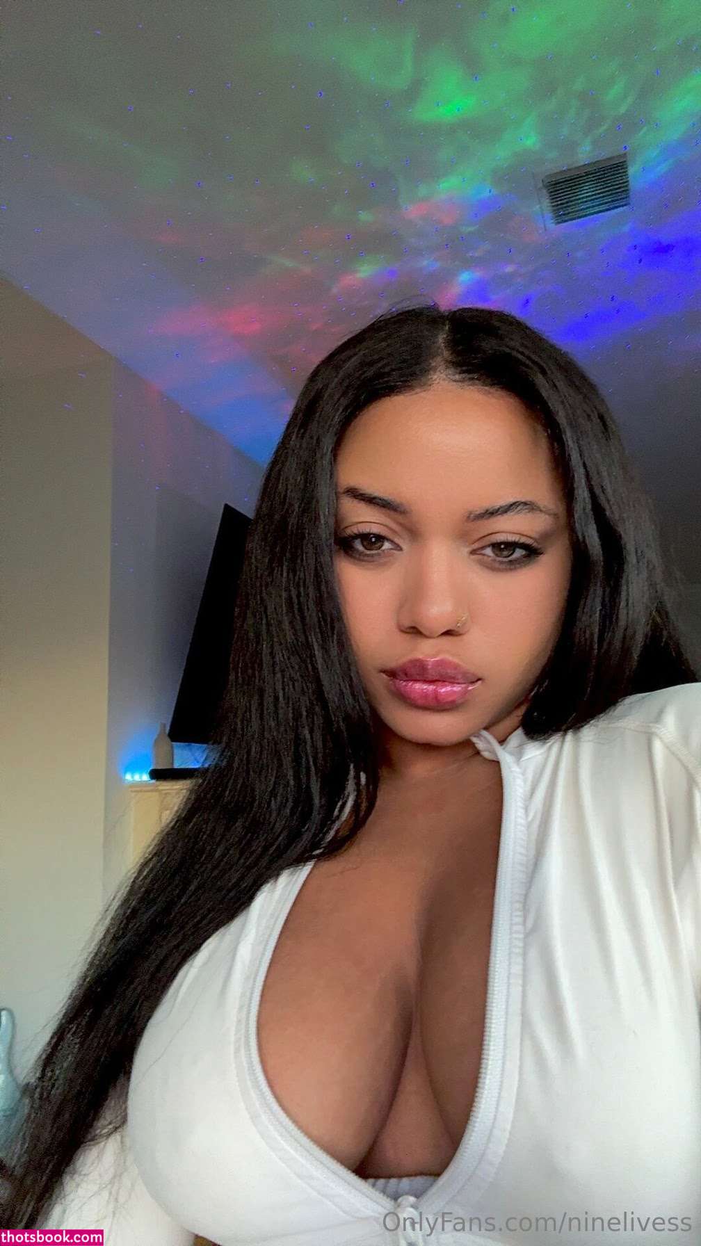 goddessnine Photo #6