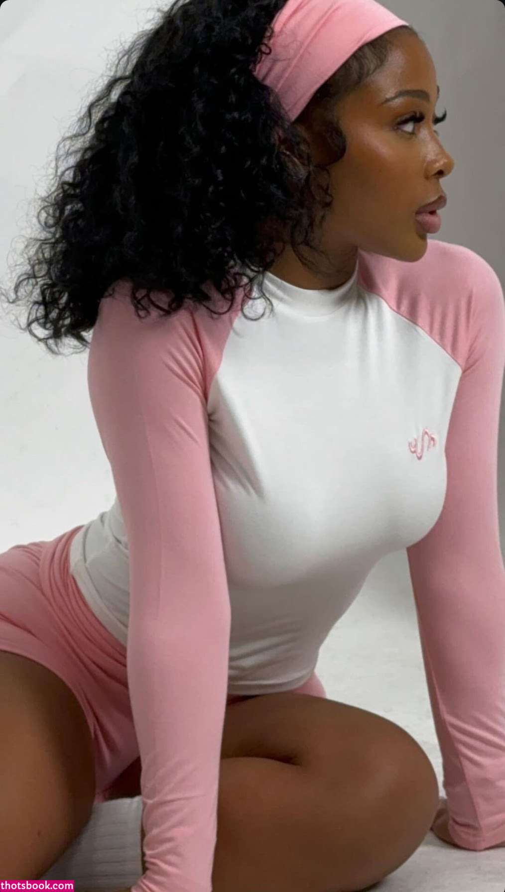 Jayda Wayda Photo #19