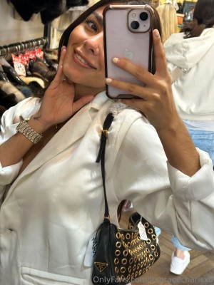 itsgracecharisxo Photo #1