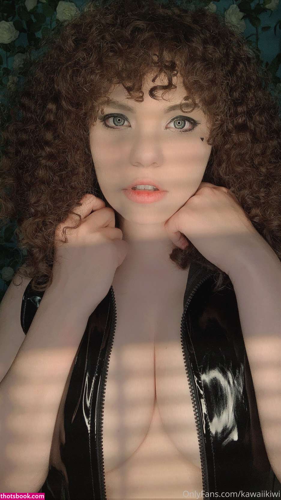 Kawaiikiwicosplay Photo #3