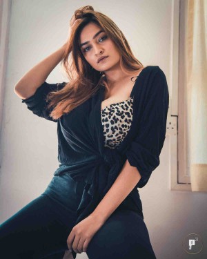 Sonali Malhotraa Photo #10