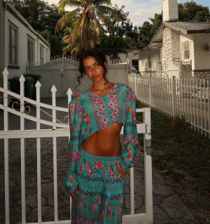 Tara Bakalian Photo #37