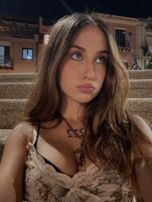 Annalisa Derelitto Photo #11