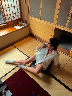 Aybuke Pusat Photo #23