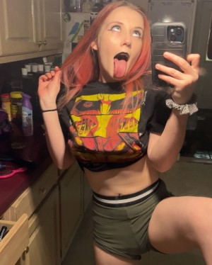 Carrie Cannie Photo #2