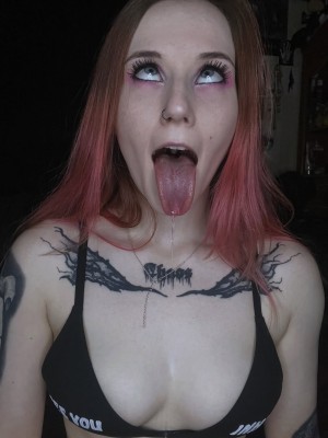 Carrie Cannie Photo #13