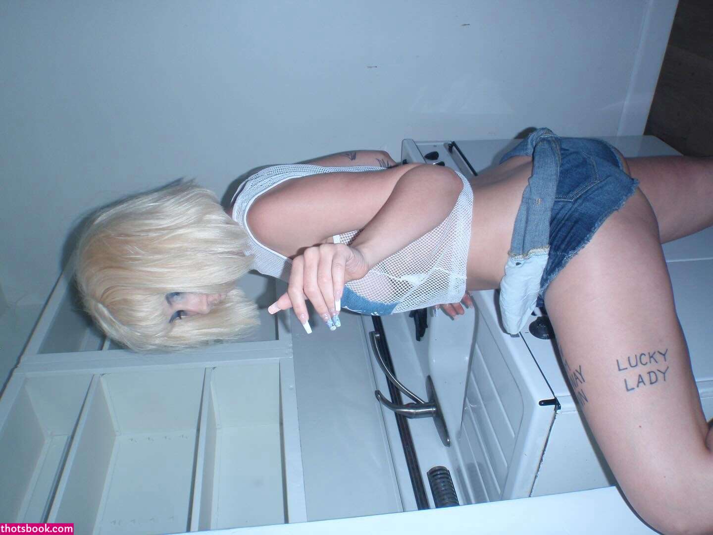 Bente Violet Photo #2