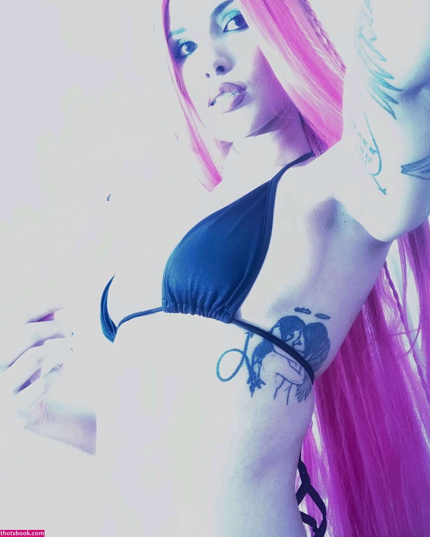 Bente Violet Photo #9