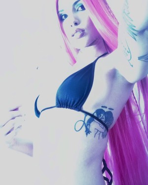 Bente Violet Photo #9