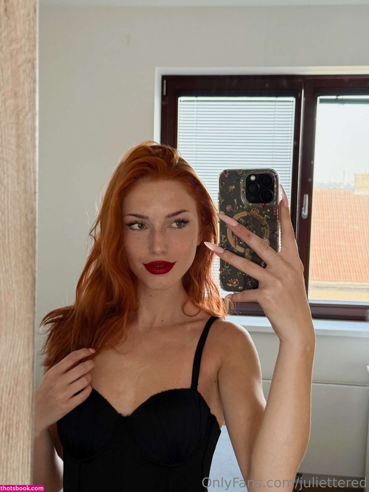 juliettered Photo #22