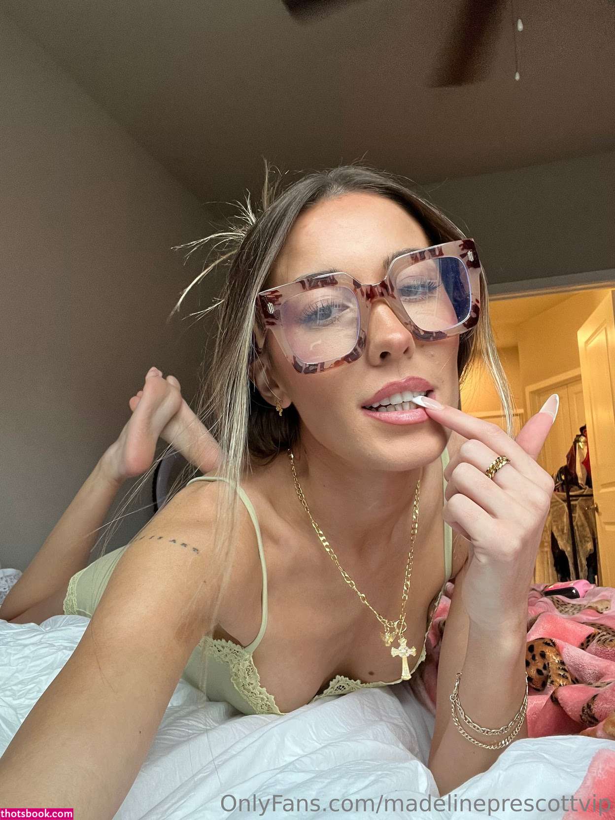 Madeline Prescott Photo #37