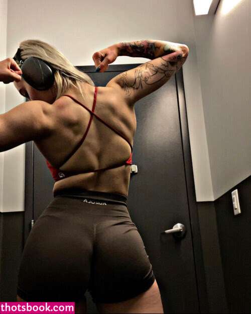 Mikayla Pich Photo #6